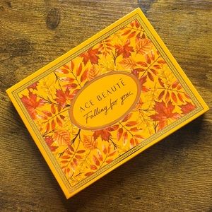🍁 Ace Beauté 🍁 FALLING FOR YOU EYESHADOW PALETTE